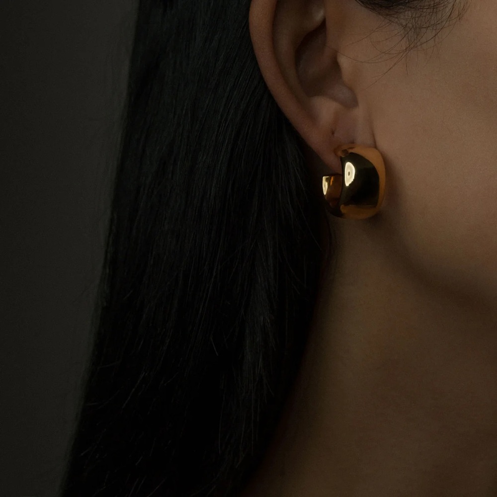 Chic Gold-Tone Hoop Earrings